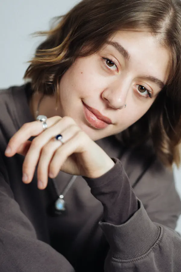 Julia - MindfulBreathBeyond